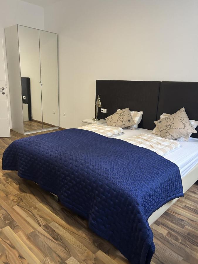 Cozy City Center Apartments Wenen Buitenkant foto